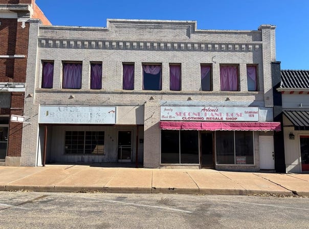 122 Oak St, Sweetwater, TX 79556