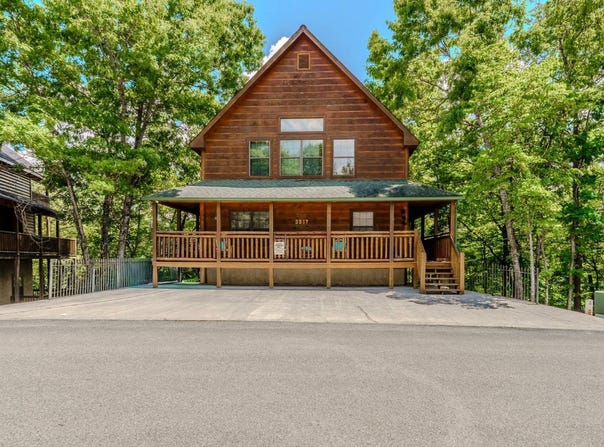 3517 Sand Ridge Way, Pigeon Forge, TN 37863