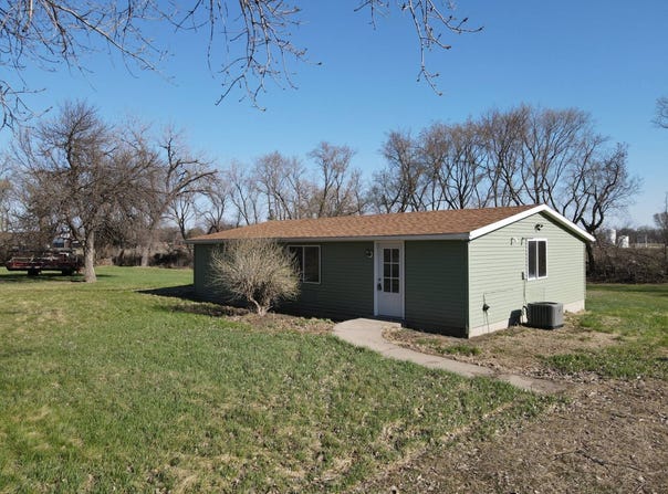 482 US Highway 12, Ortonville, MN 56278