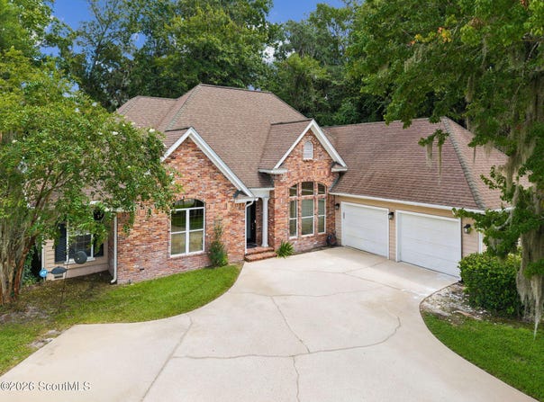 912 E Riverview Drive E, St. Marys, GA 31558