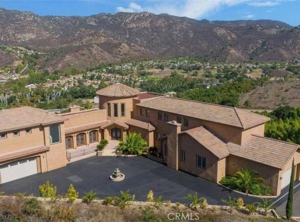 3034 Mountain View Drive, Escondido, CA 92027