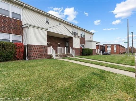 3387 Ewald Circle, Detroit, MI 48238