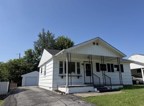 110 Forest Park Drive, Bedford, IN 47421