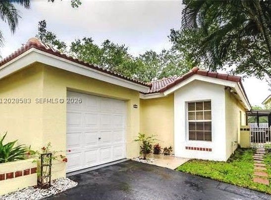 1341 Seagrape Cir, Weston, FL 33326
