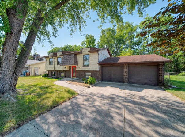 326 E Franklin Street, Clinton, MI 49236