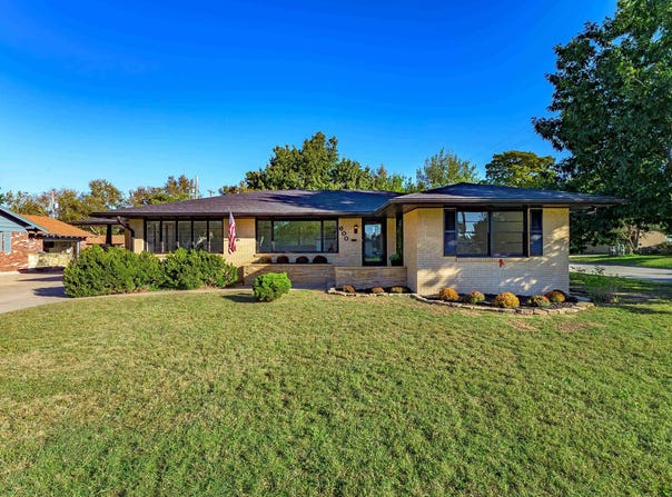 600 W 23rd St, Hutchinson, KS 67502