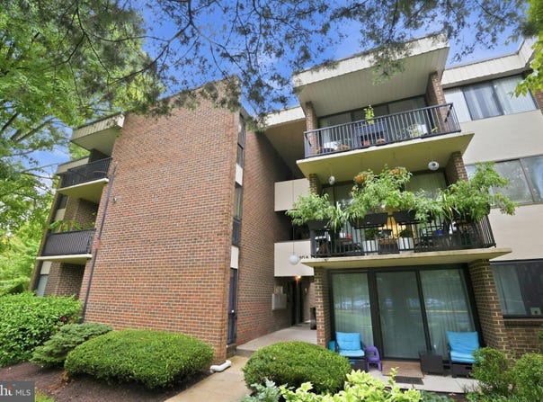 2105 WALSH VIEW Terrace, SILVER SPRING, MD 20902