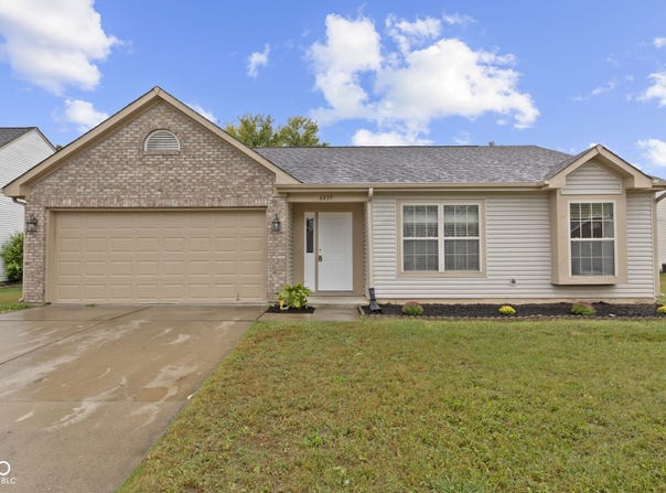 6435 Birds Eye Drive, Indianapolis, IN 46203