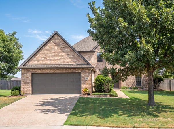 304 Creekside Trail, Argyle, TX 76226