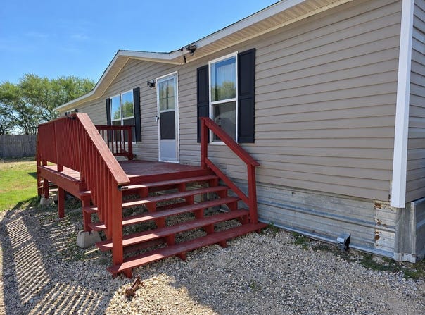 337 Royal Falcon, Del Rio, TX 78840