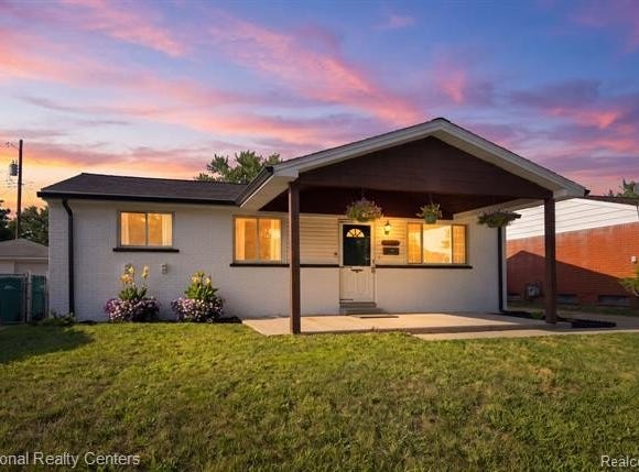 38030 Westvale Street, Romulus, MI 48174