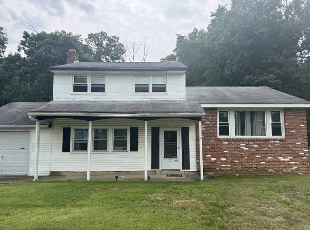 10 Duchess Avenue, Marlton, NJ 08053