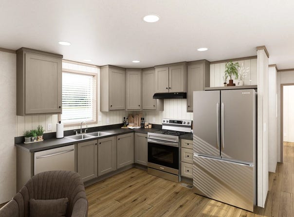 38 First Street, Carleton, MI 48117