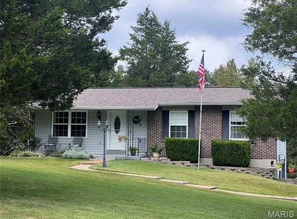 4 Laura Lane, Festus, MO 63028