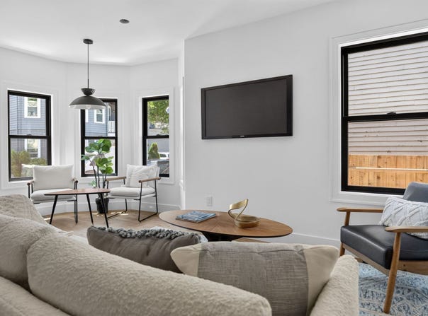 37 Kingston St, Somerville, MA 02144