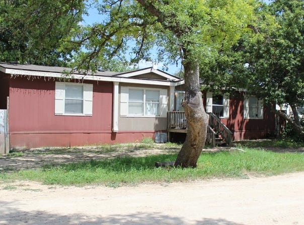 159 Annie Lane, Center Point, TX 78010