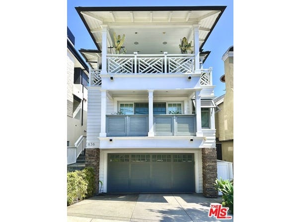 636 12th St, Manhattan Beach, CA 90266