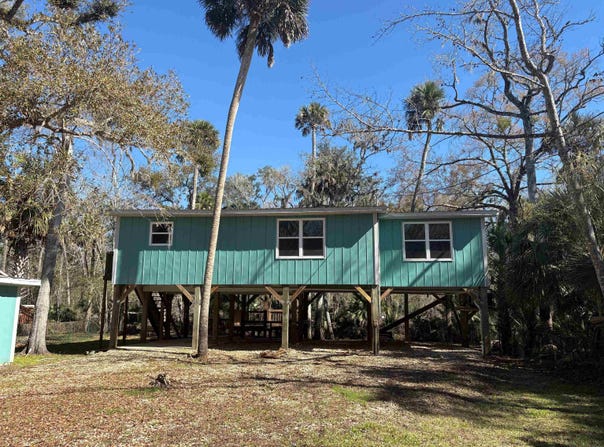 1714 NE RIVER Road, Steinhatchee, FL 32359