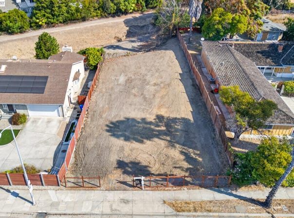 3279 Washington Blvd., Fremont, CA 94539