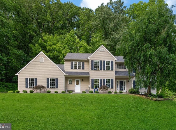 6 FOX Chase, GLENMOORE, PA 19343