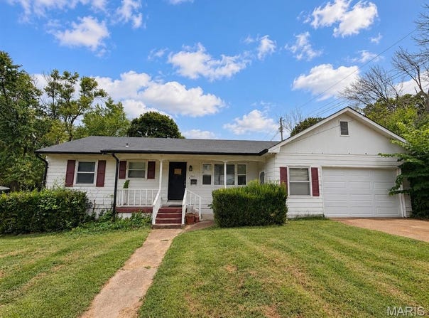 421 N Elm Street, Pacific, MO 63069