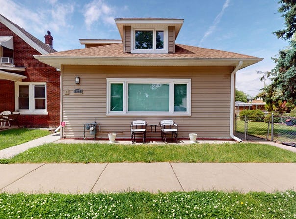 1322 Harvey Avenue, Berwyn, IL 60402