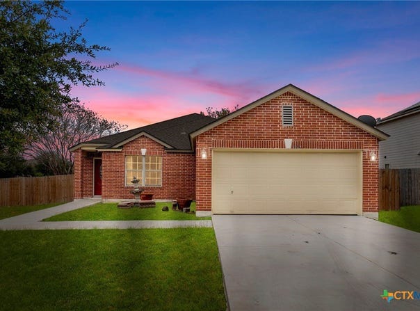 620 Waterleaf Boulevard, Kyle, TX 78640