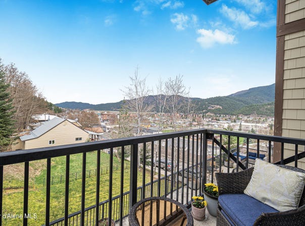 308 Ohio Ave, Kellogg, ID 83837