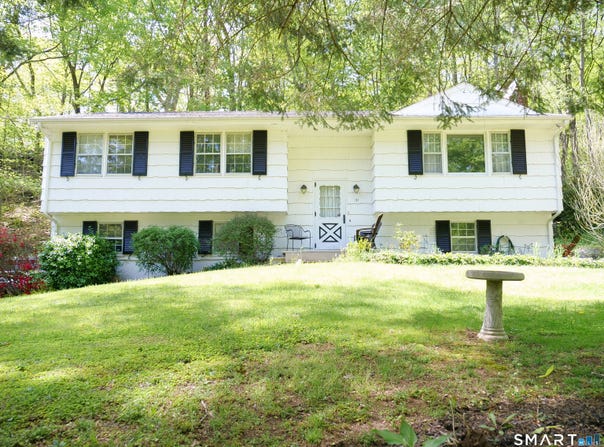 31 Longview Drive, Ridgefield, CT 06877