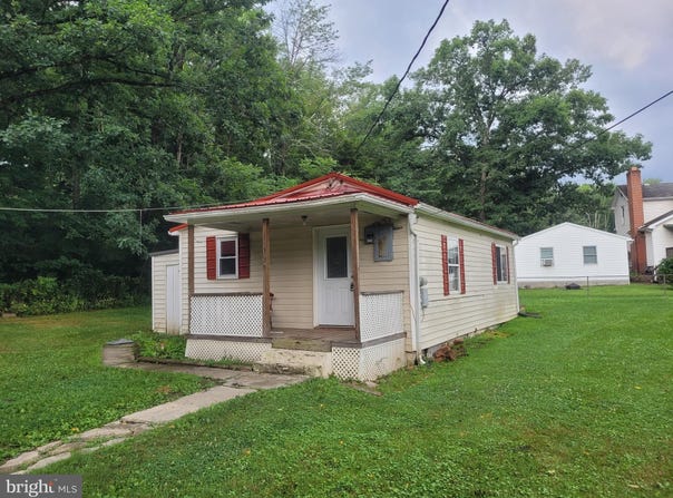 14507 CEDAR Street, CRESAPTOWN, MD 21502