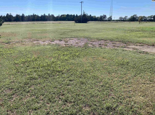 S Spruce, Greensburg, KS 67054