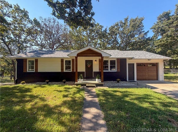 18274 Hwy W, Versailles, MO 65084