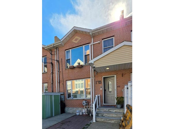 175 Beach 29th Street, Far Rockaway, NY 11691