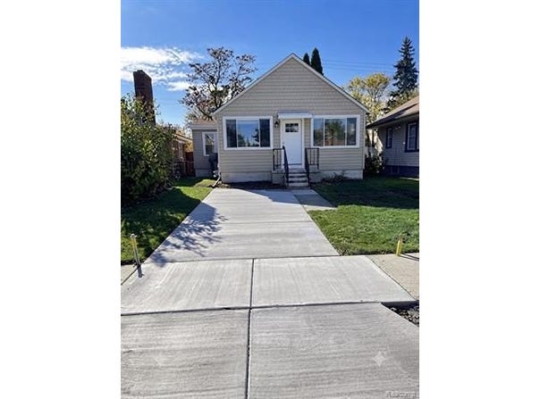 557 WHITE Avenue, Lincoln Park, MI 48146