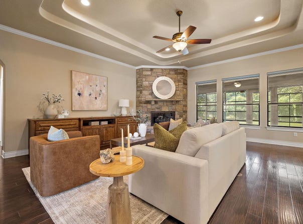 165 Silverado Dr, Georgetown, TX 78633