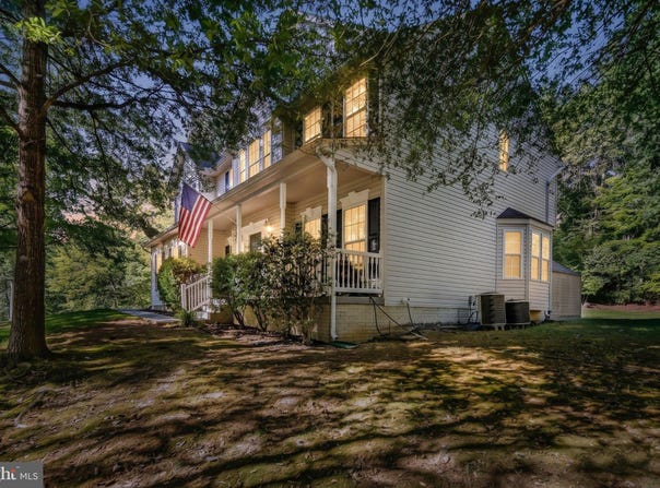 263 MESQUITE Lane, HEDGESVILLE, WV 25427