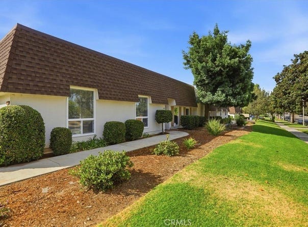828 E Highland Avenue, Redlands, CA 92374