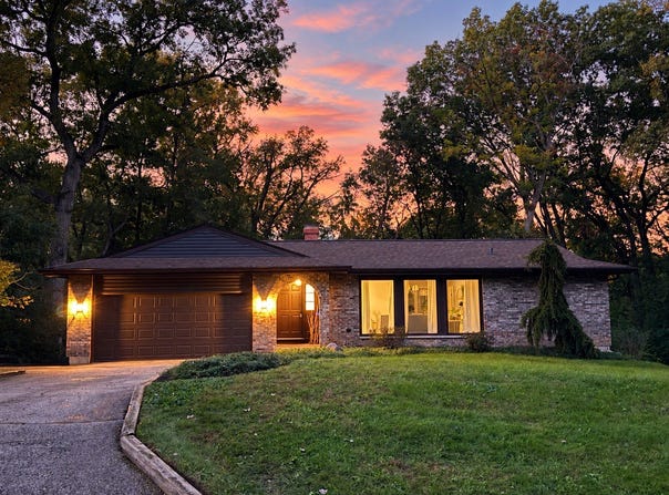 6814 Rhode Island Trail, Crystal Lake, IL 60012