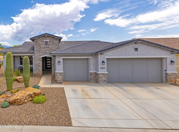 61827 E Quartzite Road, Oracle, AZ 85623