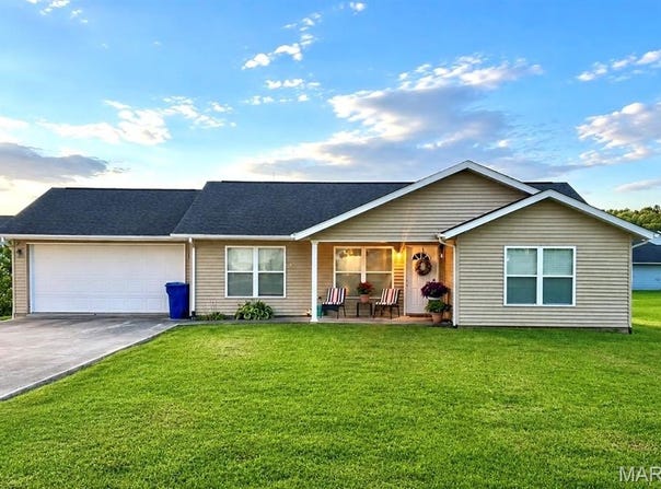210 Black Willow Lane, Cape Girardeau, MO 63701