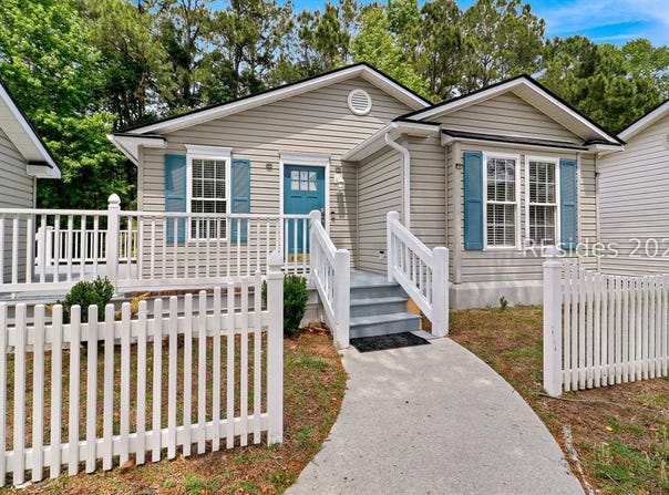 11 Spar Pole Lane, Bluffton, SC 29910