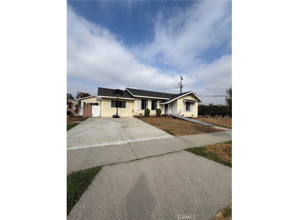 10523 Stonybrook, South Gate, CA 90280