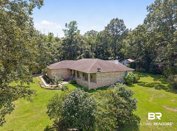 185 Magnolia Loop, Flomaton, AL 36441