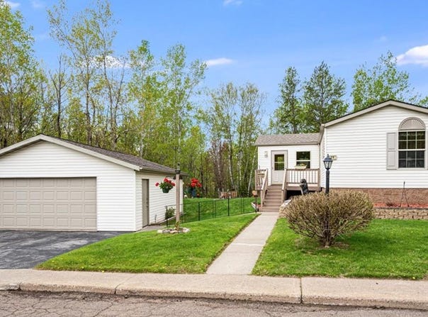 29 Burger Drive, Duluth, MN 55808