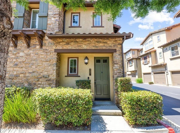 118 Coral Rose, Irvine, CA 92603