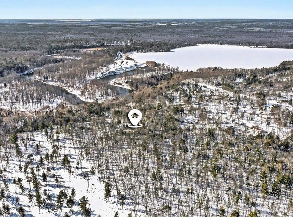 2140 W River Avenue, Oscoda, MI 48750