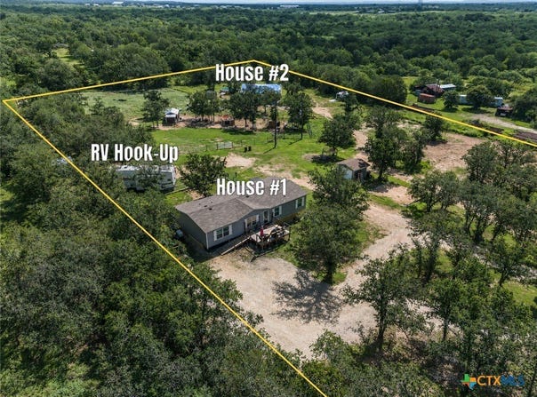 2755 Washburn Road, Luling, TX 78648