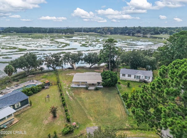 1724 Jasperstone Circle, Beaufort, SC 29906