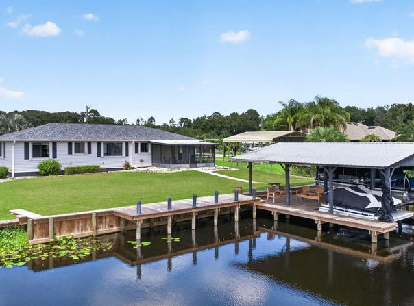 1613 Juno Trail, Astor, FL 32102