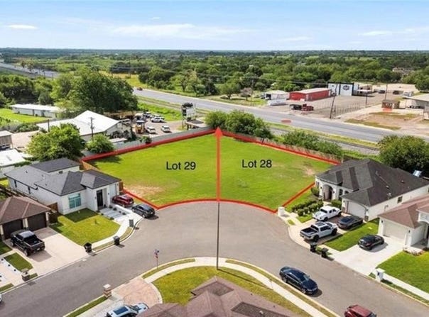 29 Canan Drive, Weslaco, TX 78596